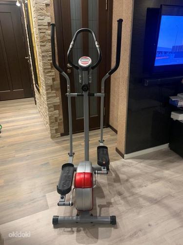 N1 cross trainer 5.0 top