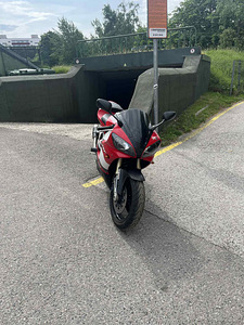 Yamaha YZF - R 1 1000cc 110kW (4 foto / 4)
