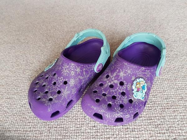 Frozen Crocs, размер 8-9 (фото #1)