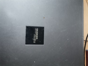 Fujika Siemens arvuti varuosadeks (4 foto / 7)