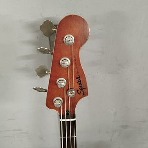M. Squier P-bass (4 foto / 6)