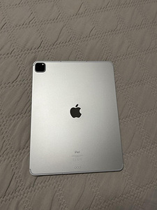 Apple iPad Pro 12.9" 5th 128GB (Wi-Fi + Cellular) (2 foto / 4)