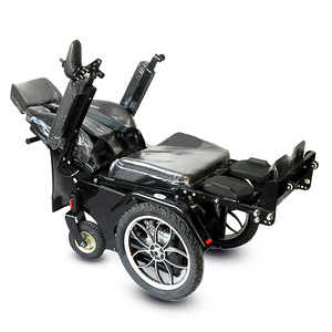 Standing light power folding electric wheelchair (7 foto / 10)