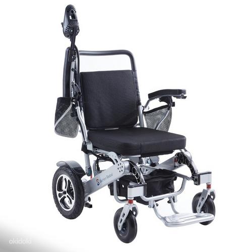 Складная электрическая инвалидная коляска с дистанционным управлением (фото #4)