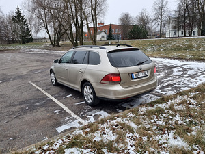 Volkswagen Golf 2.0 103kw (3 foto / 7)