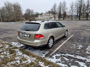 Volkswagen Golf 2.0 103kw (5 foto / 7)
