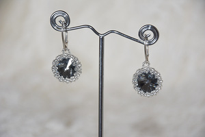 Серьги, серебро 925 пробы, японский бисер и Swarovski (1 фото из 2)