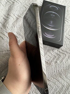 iPhone 12 pro max 128 гб (графит) (6 фото из 7)