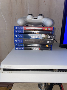 PlayStation 4 500 ГБ + 6 игр (3 фото из 3)