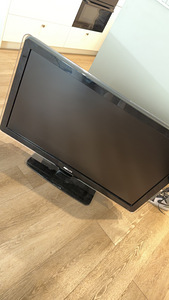 Telekas Philips 42PFL7433D (1 foto / 2)