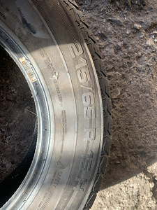 215/65/15 шины 2шт (3 фото из 3)