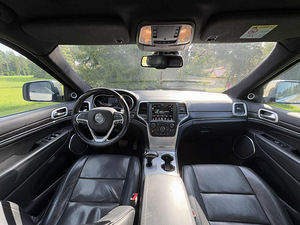 Jeep Grand Cherokee Summit (6 foto / 7)