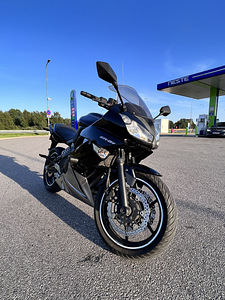 Kawasaki ER-6F ABS 2010a (1 foto / 9)