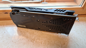 XFX AMD Radeon™ RX 480 GTR 8GB (3 foto / 3)