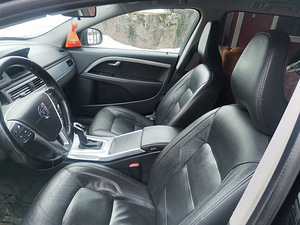 Volvo v70 2016 (8 фото из 8)