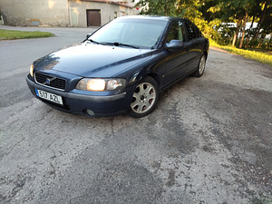 Volvo s60 d5 (7 foto / 14)