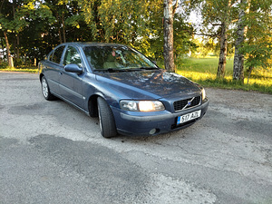 Volvo s60 d5 (1 foto / 14)