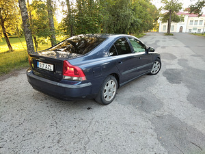 Volvo s60 d5 (4 foto / 14)