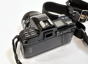 Müüa filmi peegelkaamera Minolta 7000 af. (5 foto / 7)