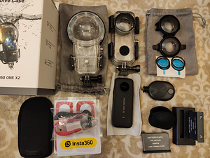 Комплект камеры insta360 ONE X2 (1 фото из 1)