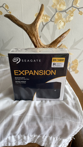 UUS Seagate 28TB Expansion Desktop