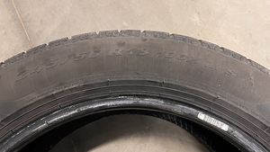 PIRELLI SOTTOZERO 245/50R18 RunFlat (6 foto / 7)