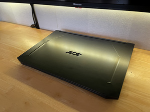 Acer Nitro 5(R7-4800H 8C/16T,GTX1650Ti,24GB RAM,512GB SSD) (6 foto / 7)