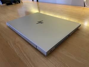 HP Elitebook 830 G6 (i5-8265U - 8GB DDR4 - 512GB SSD) (7 foto / 7)