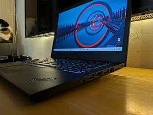 Lenovo ThinkPad T470 (i5-7300U/8GB RAM/ 256GB SSD) (2 foto / 4)