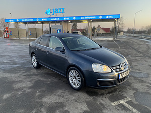 Volkswagen Jetta (1 фото из 9)