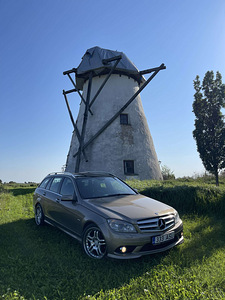 Mercedes c220 AMG-packet (6 foto / 15)