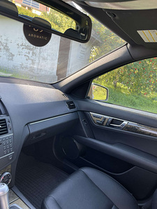 Mercedes c220 AMG-packet (13 foto / 15)