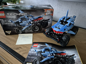 Lego Technic 42134. Koos karbiga. (2 foto / 2)