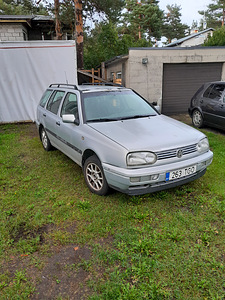 M/V: VW Golf 3 Variant 1.9tdi (2 foto / 5)