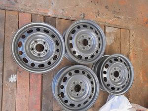 M: 15" 5x108 plekkveljed