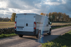Kaubik Peugeot Boxer 2.2 TDI 81kW (5 foto / 15)