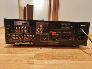 Kenwood KRF-V4550D Surround receiver. (2 foto / 2)