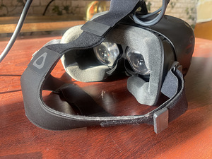 Очки HTC Vive (4 фото из 4)