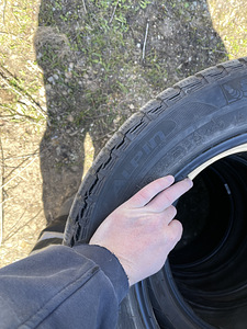 Rehvid Michelin 215/55 R16 M+S (50€ = 4tk eest) (3 foto / 4)