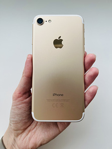 iPhone 7 gold 32 GB (2 foto / 6)