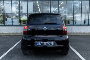 Volkswagen Fox (6 foto / 15)
