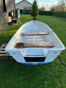 Лодка Terhi 390 (1 фото из 10)