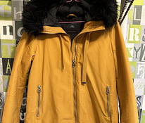 Зимняя куртка Zara, размер S.