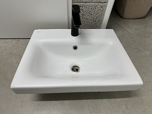 Valamu Cersanit koos segistiga Hans Grohe Talis E110 (3 foto / 4)