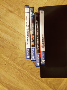 Playstation 4 pro (2 фото из 4)