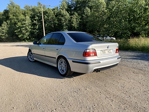 BMW 530d (3 фото из 10)