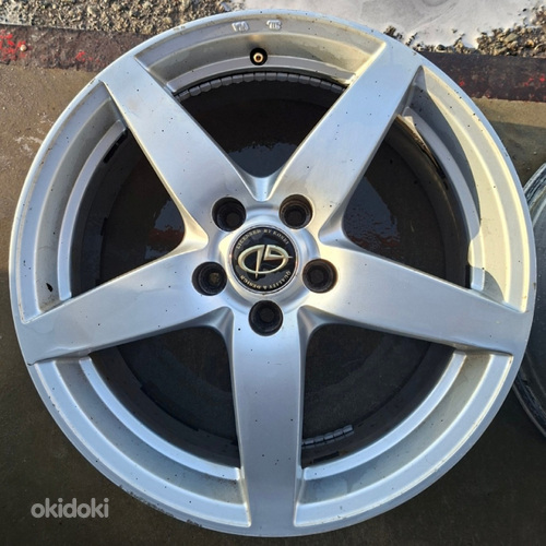 Müüa valuveljed Kosei WK-139 R17x7.0JJ 5x108mm ET38 DIA 72,6