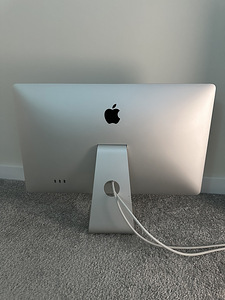 Apple Cinema Display 27" (2 фото из 2)