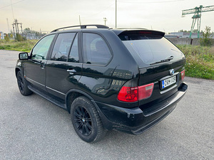 BMW x5 3.0d 160kw 2004a 490.000kw Fin (4 foto / 7)