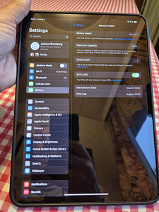Apple iPad Pro 11 M4 Wi-Fi + Cellular (2024) 256GB nagu uus! (2 foto / 2)